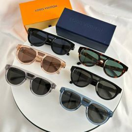 Picture of LV Sunglasses _SKUfw57235400fw